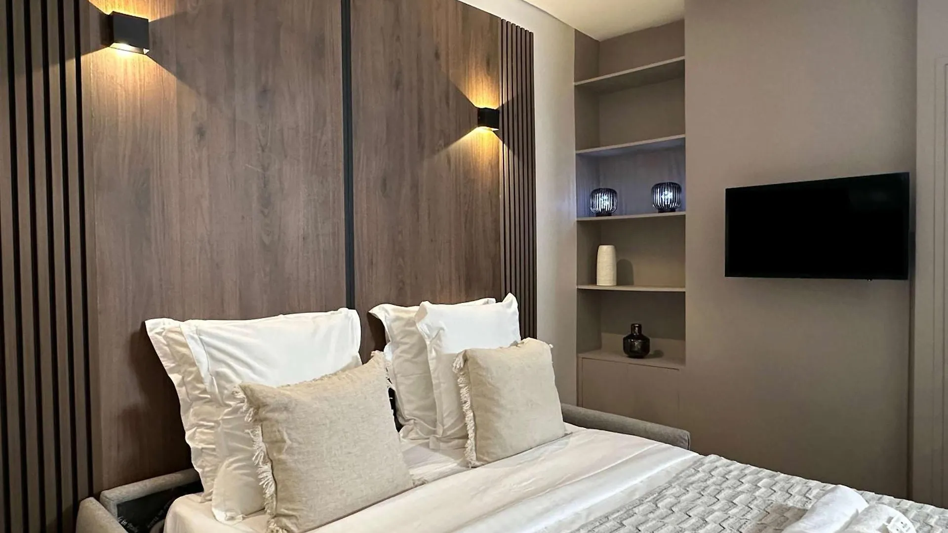 Unique Apartment At The Paris Bourse